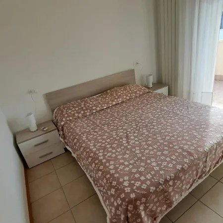 Con Terrazzo E Parcheggio Privato * Tortoreto